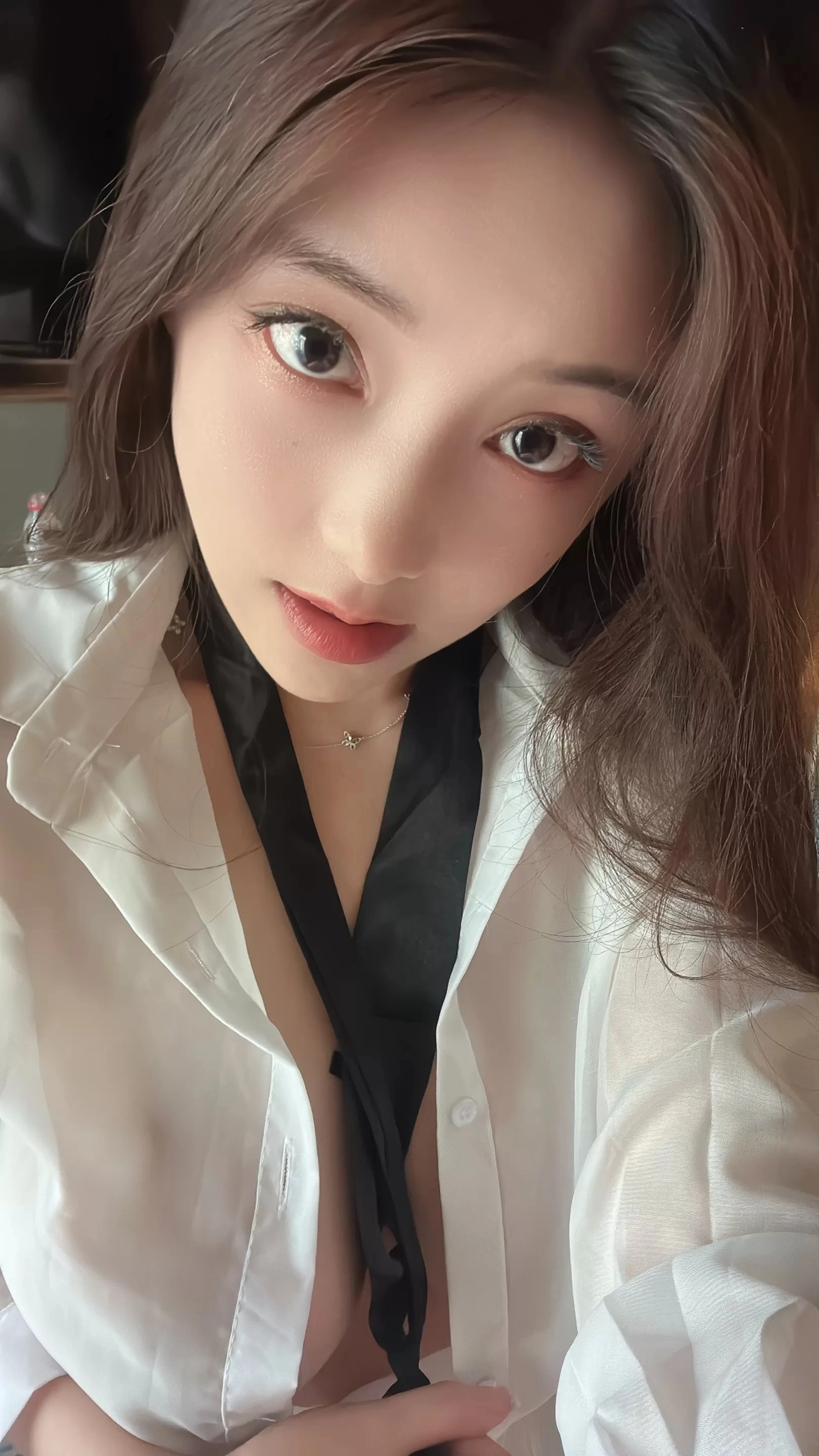 奶雯 - NO.002 秘书制服诱惑 1