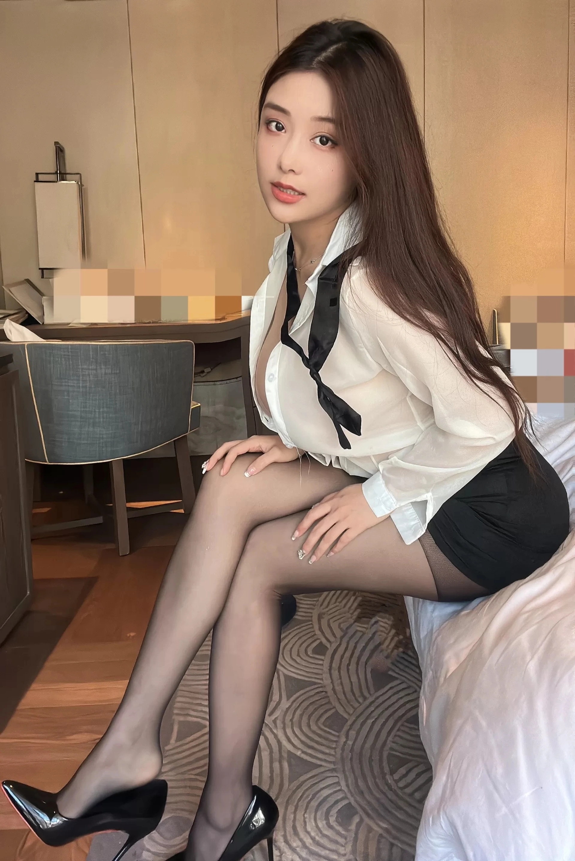 奶雯 - NO.002 秘书制服诱惑 2